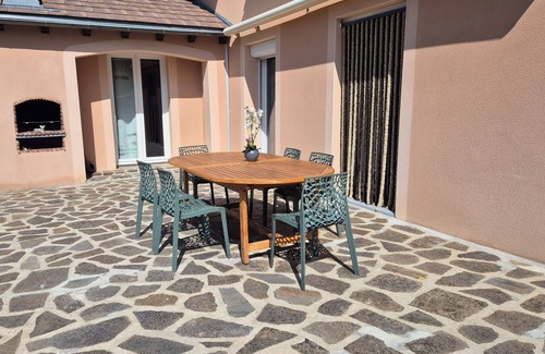 Saint-Bauzile Villa | Le parc des Combes gite classé 4 épis .Villa au calme en pleine nature