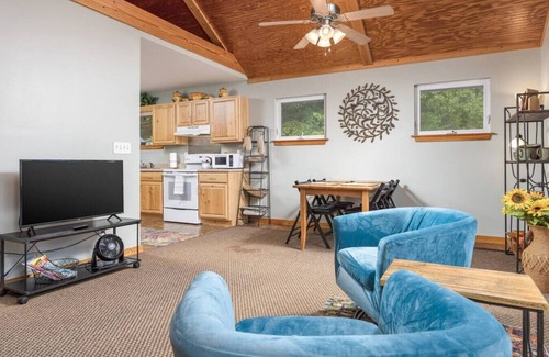 Wildwood Maison | The Peaceful Perch One Bed home on an organic farm