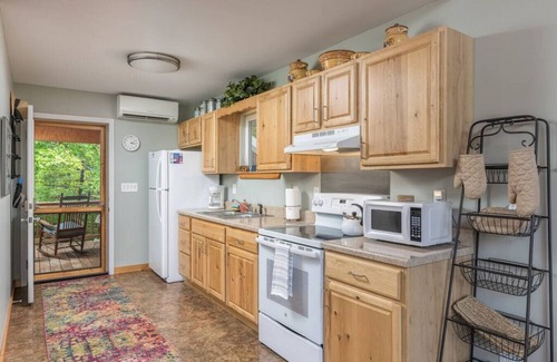 Wildwood Maison | The Peaceful Perch One Bed home on an organic farm