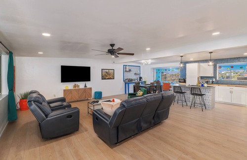 Tucson Maison | The Peaceful Valley-Views-Game Room-Comfy Beds-Pool-Waffles-Hiking@Saguaro West