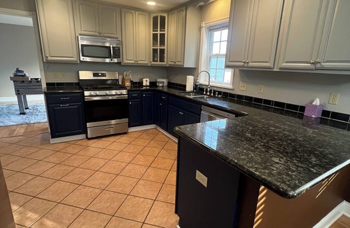 Jim Thorpe Maison | The Peak Escape - Jim Thorpe, 3 Bed, 3 bath home with private hot tub