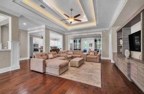 Killearn Lakes Maison | The Pearl of Killearn home