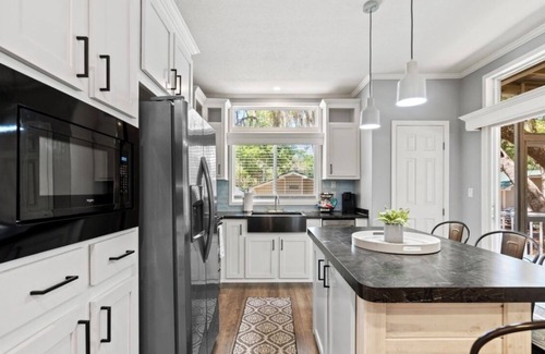 Salt Springs Maison | The Penthouse at Salt Springs Resort