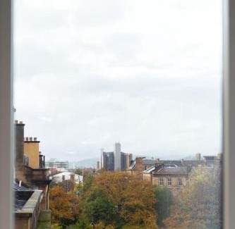 Kelvinbridge Appartement | The Penthouse Suite - Luxury Like No Other