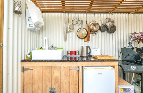 Surfdale Cabine | The Perfect Hideaway! 10 sq mts of Clever Organisation With Thoughtful Design