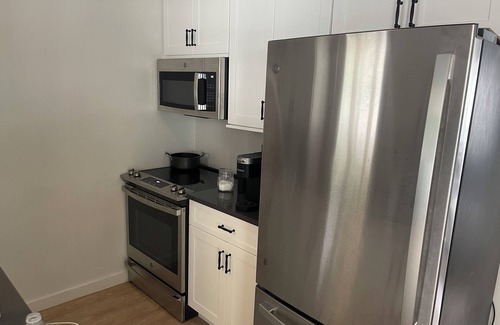 Manahawkin Maison | The Perfect Shore House in Beach Haven West, Pool, Spa, Firepit, 5 Mins To LBI