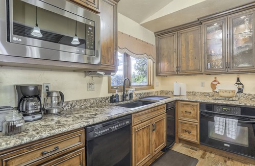 Woodmoor Maison | The Phone Booth