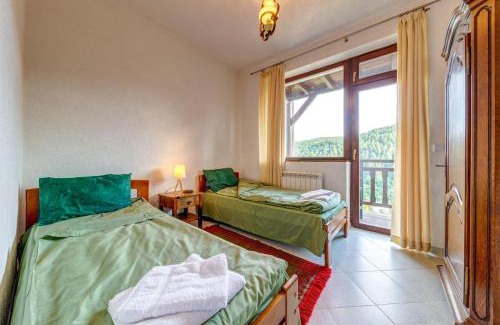 Smolyan Maison | The Pine Living - Guesthouse with Coworking space & Spa