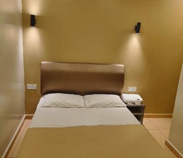 Kampung Raja Hôtel | The Pines Hotel