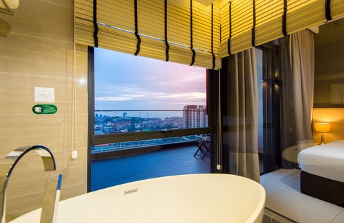 Tanjong Bidara Hôtel | The Pines Melaka