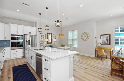 Fort Myers Beach Maison | The Pink Pearl: Chic beach house with Gulf access & sunset views—ideal Fort Myers Beach escape!