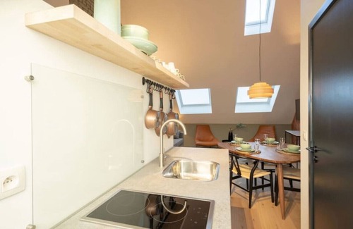 Sint-Andries Appartement | The Pink Pigeon - Deux Chambres Appartement, Couchages 4
