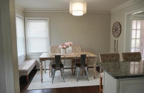 Jefferson Park Maison | The Pink Retreat ATL