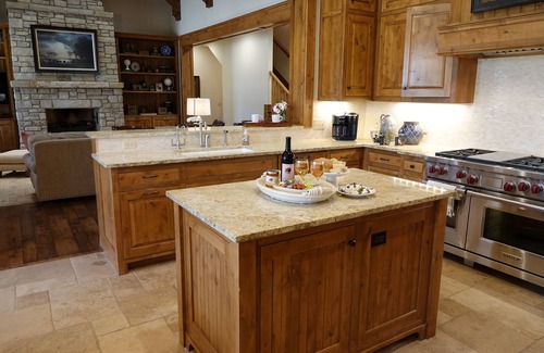 Waukomis Maison | The Pioneer House at Buffalo Point