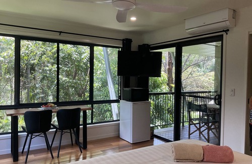 Wooloweyah Lit Et Petit-Déjeuner | The Pippi Room at Coast Wattle House