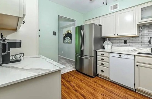 Ingomar Appartement | The Pittsburgh Nest