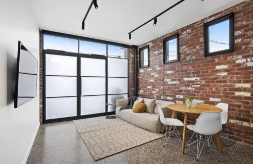 Geelong West Appartement | The Pix - Industrial chic at its best