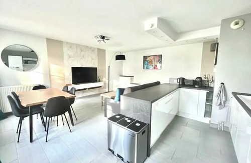 Serris Appartement | The Place To Be - Appartement 5min de Disneyland Paris