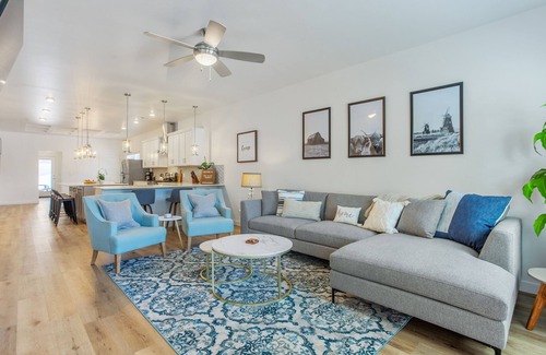 Central Oklahoma City Maison | ★The Plaza Retreat★ Outdoor Fire Pit, Fast Wi-Fi, Close To Everything