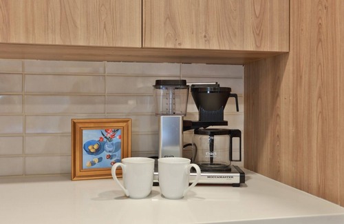 El Dorado Maison | The Plover Home. Newly remodeled for comfort & style! 3B. 2 kings + 1 double.