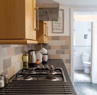Warwick Maison | The Plumb Townhouse in Warwick Centre
