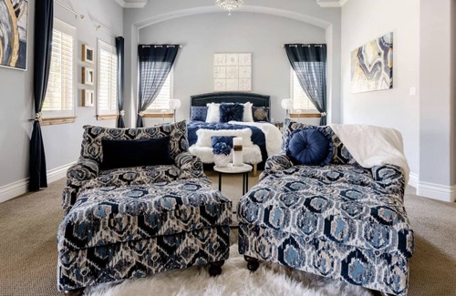 Cardinal Hills Estates Maison | The Ponderosa Family Suite Resort!