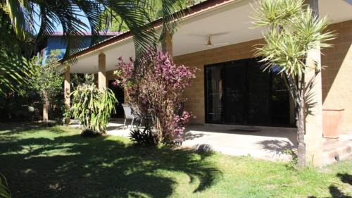 Horseshoe Bay Maison | The Ponderosa Holiday House