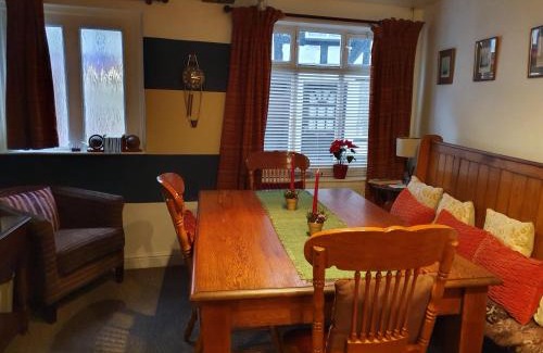 Upton upon Severn Maison | The Poop Deck