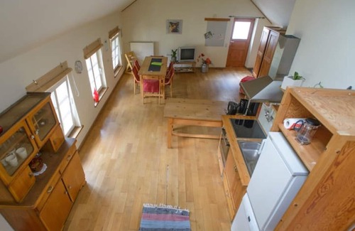 Wissmannsdorf Appartement | The Poppy Flat at the Nengshof