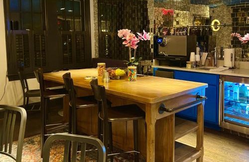 Georgetown Hôtel | The Poppy Georgetown Guesthouse and Gardens