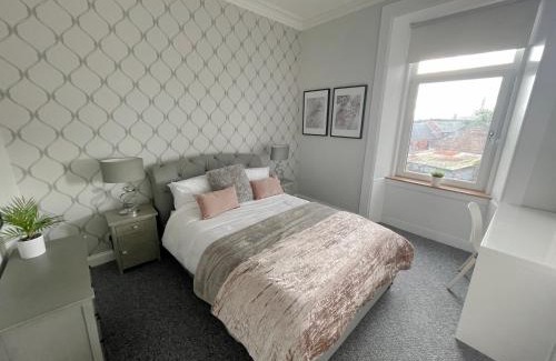 Greenock Appartement | The Portside Apartment