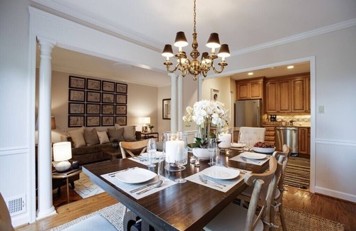 West End Maison | The Potomac - Friendly Townhouse Near DC & Old Town - 3 En-Suite Baths