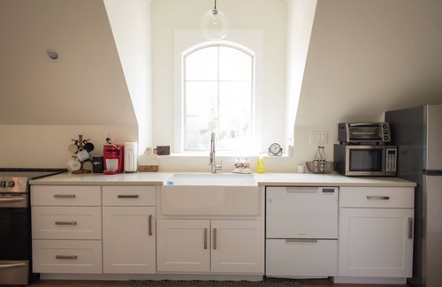Murfreesboro Maison | "The Primm Loft" Private, Spacious, Clean & New