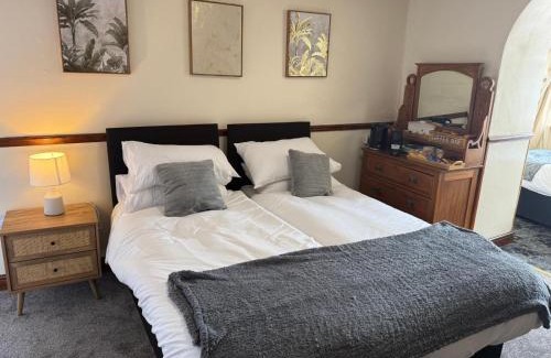 Princetown Lit Et Petit-Déjeuner | The Prince of Wales Inn - Tredegar