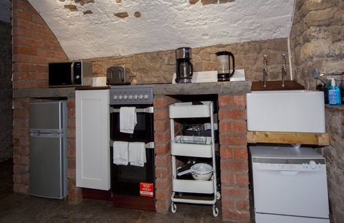Pill Appartement | The Priory Cellars Abbots Leigh