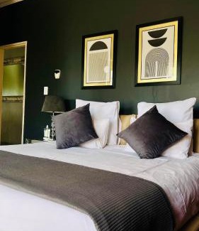 Emalahleni Appartement | The Private Place