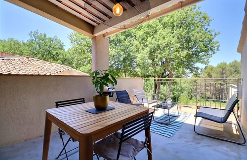 Trets Appartement | L'évasion Provençale - Piscine & Nature