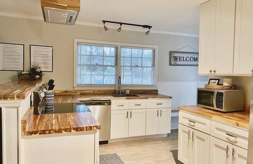 Thomasville Maison | The Quail's Nest! Convenient to downtown, quiet and fully remodeled!