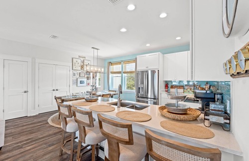 East End Maison | The Quarterdeck private pool with beach access
