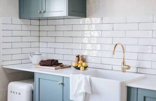 Primrose Valley Appartement | The Quarters: Stone Studio Retreat with Fireplace