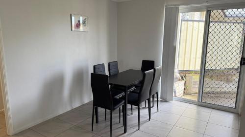 Collingwood Park Maison | The Queen Nest Family House Unit 2