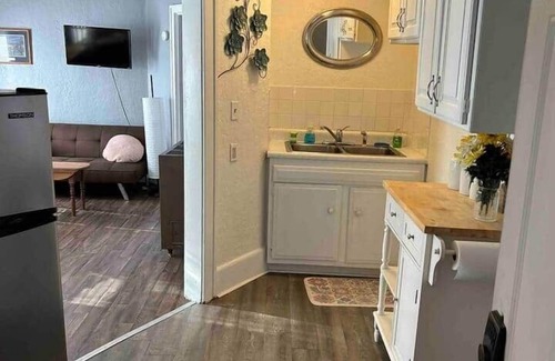Pine City Appartement | Quirky but Clean - Upper Duplex in quaint downtown Pine City.
