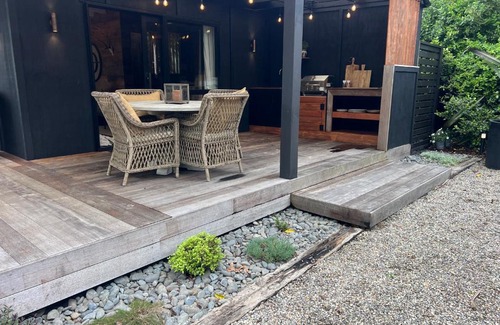 Cambridge Maison | The Rabbits Burrow Hideaway
