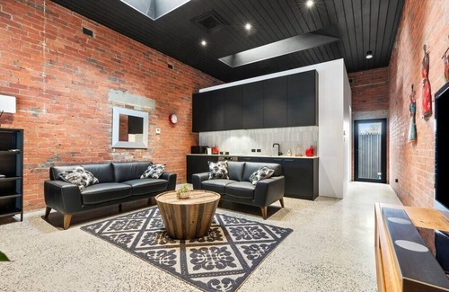Geelong West Maison | The Radford on Elizabeth