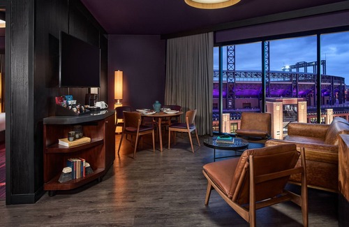 Ballpark Hôtel | The Rally Hotel at McGregor Square