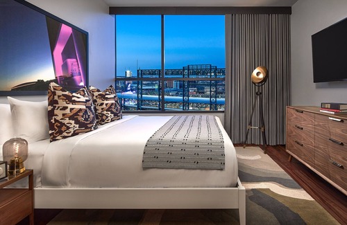 Ballpark Hôtel | The Rally Hotel at McGregor Square