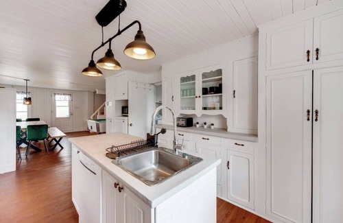 Saint Ferreol les Neiges Cottage | Le Toit Rouge - 3457 - 12 personnes