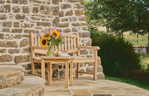 Yockenthwaite Maison | The Reading Rooms