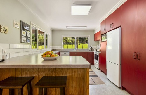 Lake Okareka Maison | The Red Barn - Lake Okareka Holiday Home