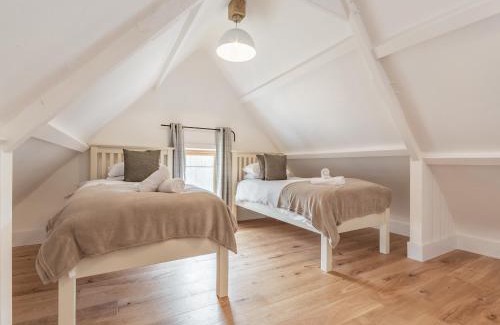 Blaisdon Maison | The Red Rooster - Uk44440